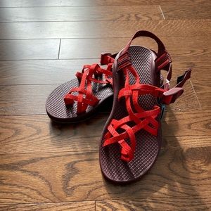 Brand new, never worn Chaco ZCloud X2 sandal - Size 8